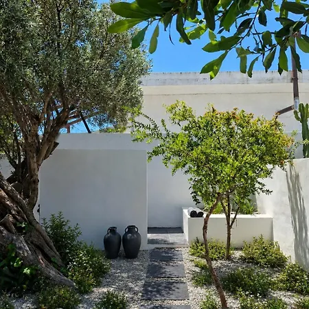 Villa South Grinn - Authentic Greek Living